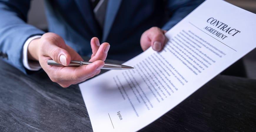 Reforma Tributária exige revisão de contratos entre empresas e escritórios de contabilidade